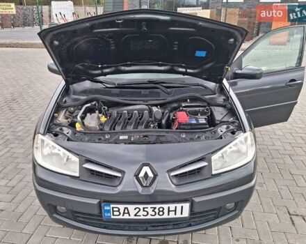 Рено Меган 2008 у Кропивницькому (Кіровограді) на Automoto.ua Чорний Рено Меган, об'ємом двигуна 1.6 л та пробігом 227 тис. км за 6200 $, фото 16 на Automoto.ua