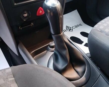 Чорний Рено Меган, об'ємом двигуна 1.6 л та пробігом 185 тис. км за 6199 $, фото 90 на Automoto.ua