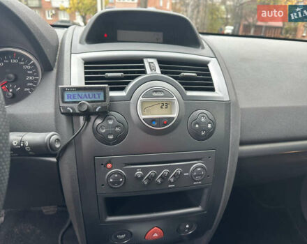 Черный Рено Меган, объемом двигателя 1.6 л и пробегом 212 тыс. км за 6600 $, фото 32 на Automoto.ua