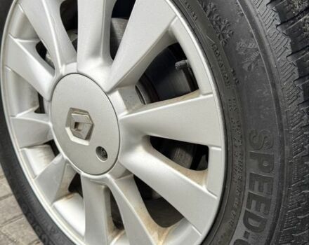 Черный Рено Меган, объемом двигателя 1.6 л и пробегом 160 тыс. км за 6300 $, фото 20 на Automoto.ua