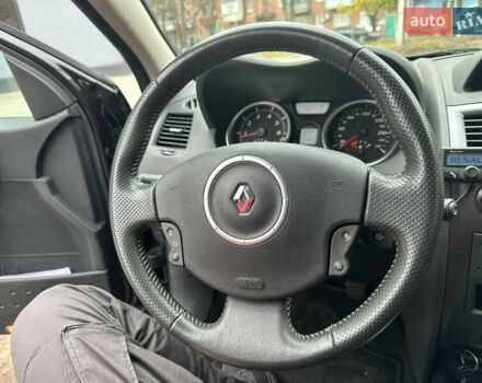 Черный Рено Меган, объемом двигателя 1.6 л и пробегом 212 тыс. км за 6600 $, фото 31 на Automoto.ua