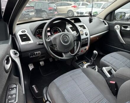 Черный Рено Меган, объемом двигателя 1.6 л и пробегом 160 тыс. км за 6300 $, фото 9 на Automoto.ua