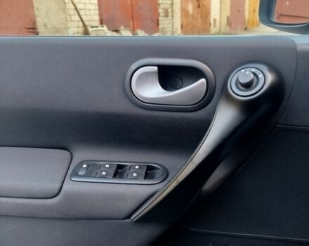 Чорний Рено Меган, об'ємом двигуна 1.6 л та пробігом 185 тис. км за 6199 $, фото 18 на Automoto.ua