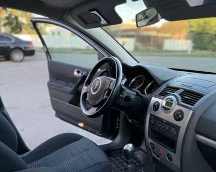 Чорний Рено Меган, об'ємом двигуна 2 л та пробігом 150 тис. км за 6950 $, фото 6 на Automoto.ua