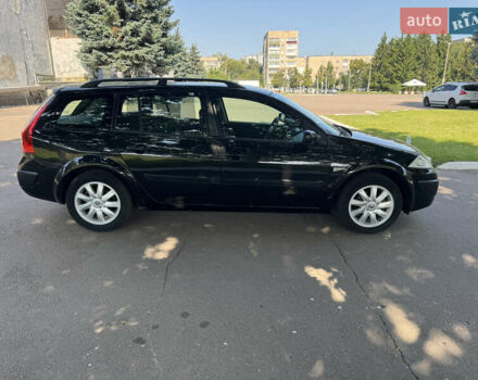 Черный Рено Меган, объемом двигателя 1.6 л и пробегом 155 тыс. км за 5590 $, фото 3 на Automoto.ua