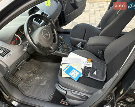 Чорний Рено Меган, об'ємом двигуна 1.5 л та пробігом 180 тис. км за 5200 $, фото 7 на Automoto.ua