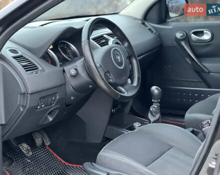 Чорний Рено Меган, об'ємом двигуна 1.5 л та пробігом 261 тис. км за 3950 $, фото 24 на Automoto.ua