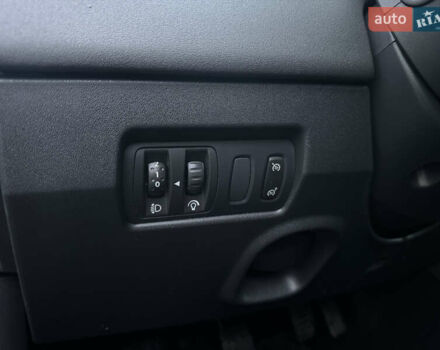 Чорний Рено Меган, об'ємом двигуна 1.6 л та пробігом 234 тис. км за 6500 $, фото 44 на Automoto.ua