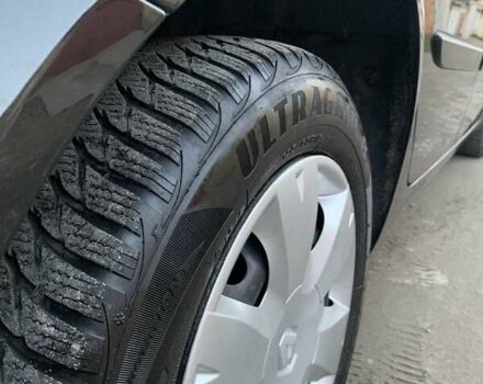 Чорний Рено Меган, об'ємом двигуна 1.6 л та пробігом 185 тис. км за 6199 $, фото 62 на Automoto.ua