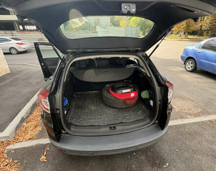 Черный Рено Меган, объемом двигателя 1.6 л и пробегом 240 тыс. км за 6500 $, фото 9 на Automoto.ua