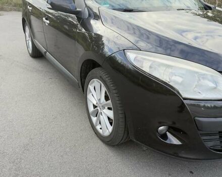 Чорний Рено Меган, об'ємом двигуна 2 л та пробігом 212 тис. км за 6300 $, фото 2 на Automoto.ua