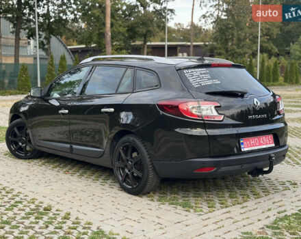 Рено Меган 2009 в Харькове на Automoto.ua Черный Рено Меган, объемом двигателя 1.6 л и пробегом 225 тыс. км за 7600 $, фото 4 на Automoto.ua
