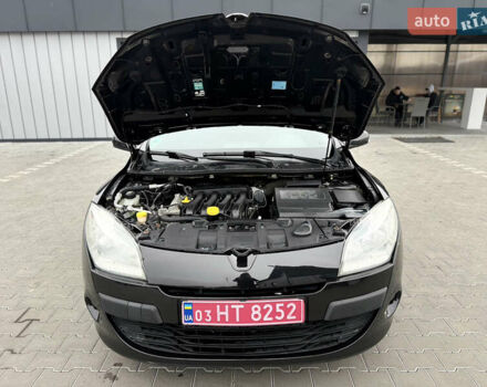 Чорний Рено Меган, об'ємом двигуна 1.6 л та пробігом 172 тис. км за 6900 $, фото 28 на Automoto.ua