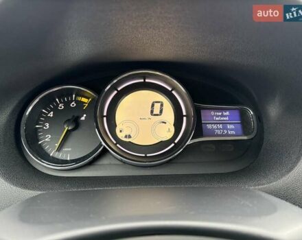 Рено Меган 2009 в Киеве на Automoto.ua Черный Рено Меган, объемом двигателя 1.6 л и пробегом 181 тыс. км за 7950 $, фото 32 на Automoto.ua
