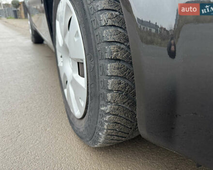 Черный Рено Меган, объемом двигателя 1.6 л и пробегом 190 тыс. км за 5300 $, фото 82 на Automoto.ua