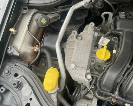 Черный Рено Меган, объемом двигателя 1.6 л и пробегом 196 тыс. км за 5950 $, фото 29 на Automoto.ua