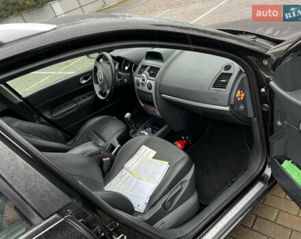 Чорний Рено Меган, об'ємом двигуна 1.6 л та пробігом 200 тис. км за 6400 $, фото 2 на Automoto.ua