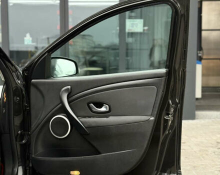 Чорний Рено Меган, об'ємом двигуна 1.6 л та пробігом 172 тис. км за 6900 $, фото 88 на Automoto.ua