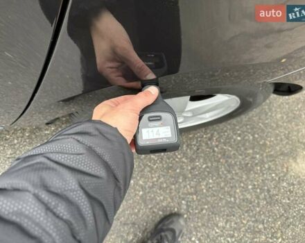 Рено Меган 2009 в Киеве на Automoto.ua Черный Рено Меган, объемом двигателя 1.6 л и пробегом 181 тыс. км за 7950 $, фото 46 на Automoto.ua