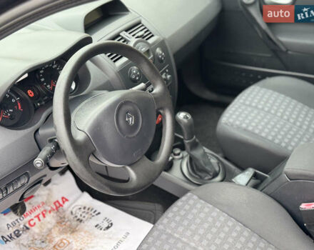 Черный Рено Меган, объемом двигателя 1.6 л и пробегом 190 тыс. км за 5300 $, фото 66 на Automoto.ua