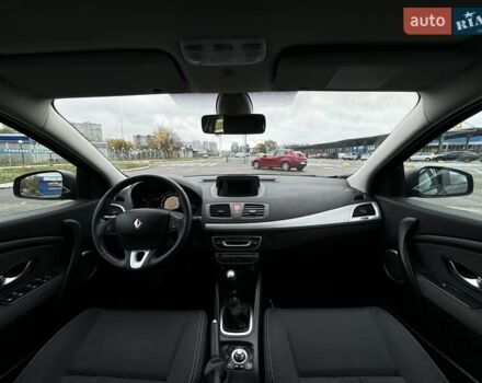 Рено Меган 2009 в Киеве на Automoto.ua Черный Рено Меган, объемом двигателя 1.6 л и пробегом 181 тыс. км за 7950 $, фото 26 на Automoto.ua