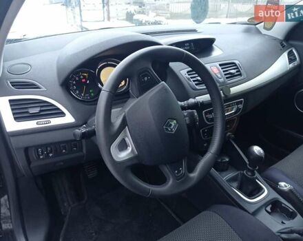 Чорний Рено Меган, об'ємом двигуна 1.4 л та пробігом 205 тис. км за 6800 $, фото 10 на Automoto.ua