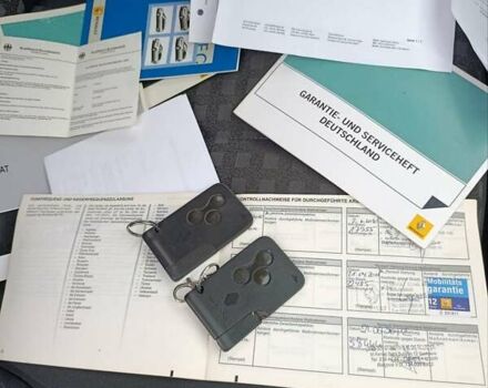 Черный Рено Меган, объемом двигателя 1.6 л и пробегом 220 тыс. км за 4600 $, фото 24 на Automoto.ua