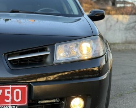 Черный Рено Меган, объемом двигателя 1.6 л и пробегом 200 тыс. км за 6200 $, фото 5 на Automoto.ua