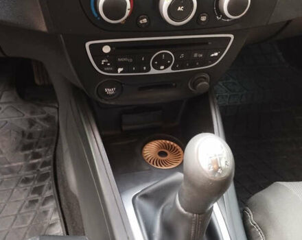 Черный Рено Меган, объемом двигателя 1.46 л и пробегом 294 тыс. км за 6700 $, фото 11 на Automoto.ua