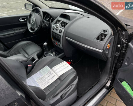 Чорний Рено Меган, об'ємом двигуна 1.6 л та пробігом 200 тис. км за 6400 $, фото 11 на Automoto.ua