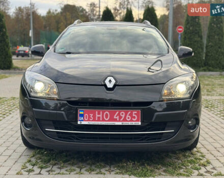 Рено Меган 2009 в Харькове на Automoto.ua Черный Рено Меган, объемом двигателя 1.6 л и пробегом 225 тыс. км за 7600 $, фото 2 на Automoto.ua