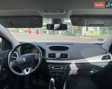 Рено Меган 2009 в Виннице на Automoto.ua Черный Рено Меган, объемом двигателя 1.6 л и пробегом 199 тыс. км за 6450 $, фото 28 на Automoto.ua