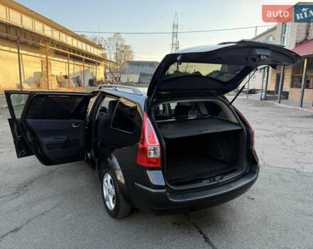 Черный Рено Меган, объемом двигателя 1.6 л и пробегом 200 тыс. км за 6200 $, фото 106 на Automoto.ua