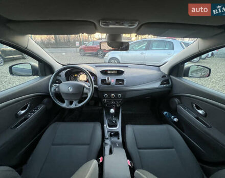 Черный Рено Меган, объемом двигателя 1.46 л и пробегом 277 тыс. км за 5999 $, фото 18 на Automoto.ua