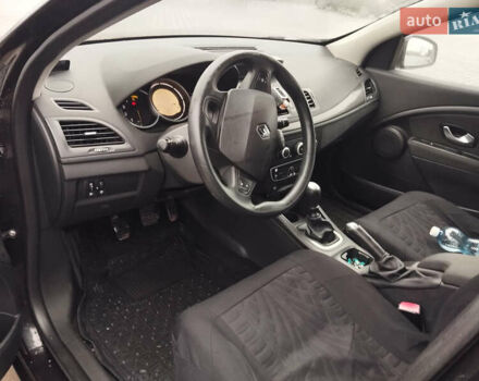 Черный Рено Меган, объемом двигателя 1.46 л и пробегом 277 тыс. км за 6300 $, фото 8 на Automoto.ua