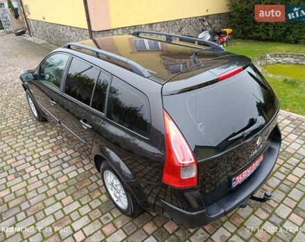 Черный Рено Меган, объемом двигателя 1.6 л и пробегом 220 тыс. км за 4600 $, фото 8 на Automoto.ua