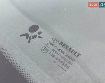 Чорний Рено Меган, об'ємом двигуна 1.6 л та пробігом 172 тис. км за 6900 $, фото 110 на Automoto.ua