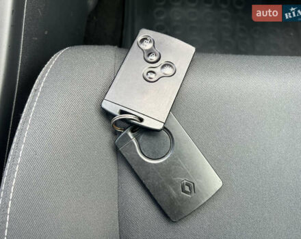 Рено Меган 2009 в Виннице на Automoto.ua Черный Рено Меган, объемом двигателя 1.6 л и пробегом 199 тыс. км за 6450 $, фото 39 на Automoto.ua