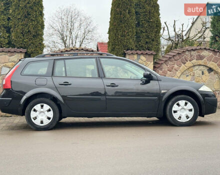 Черный Рено Меган, объемом двигателя 1.6 л и пробегом 190 тыс. км за 5300 $, фото 44 на Automoto.ua