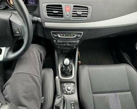 Рено Меган 2009 в Киеве на Automoto.ua Черный Рено Меган, объемом двигателя 1.6 л и пробегом 181 тыс. км за 7950 $, фото 33 на Automoto.ua