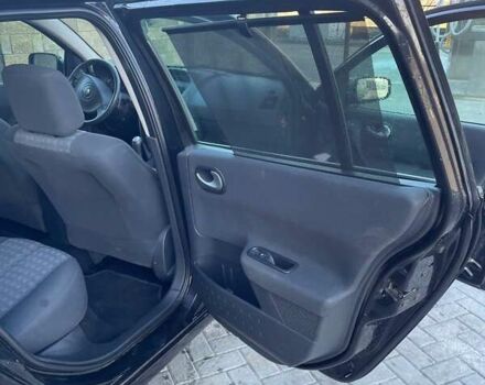 Черный Рено Меган, объемом двигателя 1.6 л и пробегом 257 тыс. км за 5100 $, фото 6 на Automoto.ua