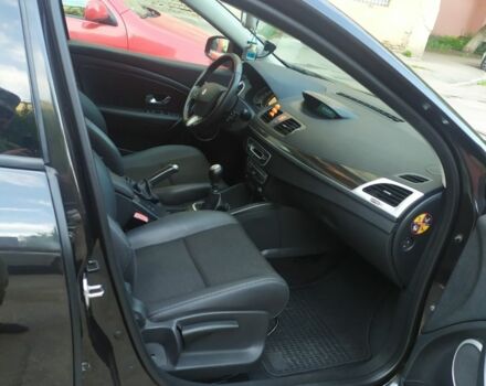 Черный Рено Меган, объемом двигателя 1.9 л и пробегом 220 тыс. км за 6899 $, фото 6 на Automoto.ua