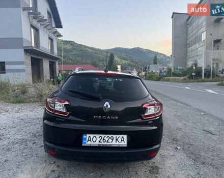 Чорний Рено Меган, об'ємом двигуна 2 л та пробігом 260 тис. км за 7400 $, фото 4 на Automoto.ua