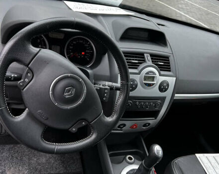 Чорний Рено Меган, об'ємом двигуна 1.6 л та пробігом 200 тис. км за 6400 $, фото 13 на Automoto.ua