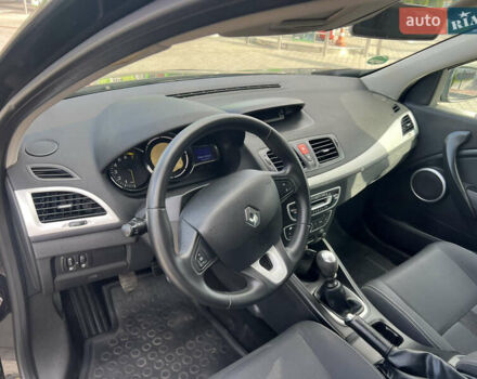 Рено Меган 2009 в Виннице на Automoto.ua Черный Рено Меган, объемом двигателя 1.6 л и пробегом 199 тыс. км за 6450 $, фото 37 на Automoto.ua