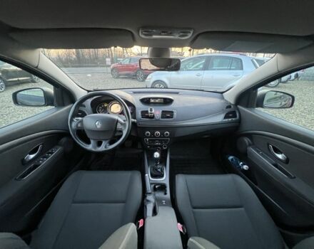 Черный Рено Меган, объемом двигателя 1.5 л и пробегом 277 тыс. км за 6099 $, фото 10 на Automoto.ua