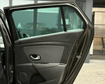 Чорний Рено Меган, об'ємом двигуна 1.6 л та пробігом 172 тис. км за 6900 $, фото 76 на Automoto.ua