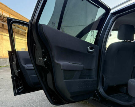 Черный Рено Меган, объемом двигателя 1.6 л и пробегом 200 тыс. км за 6200 $, фото 105 на Automoto.ua