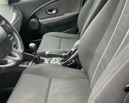 Рено Меган 2009 в Ивано-Франковске на Automoto.ua Черный Рено Меган, объемом двигателя 1.46 л и пробегом 280 тыс. км за 5399 $, фото 10 на Automoto.ua