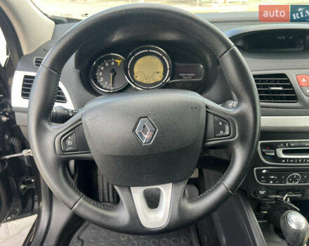 Рено Меган 2009 в Виннице на Automoto.ua Черный Рено Меган, объемом двигателя 1.6 л и пробегом 199 тыс. км за 6450 $, фото 38 на Automoto.ua